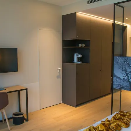 Shamrock Hotel 3*